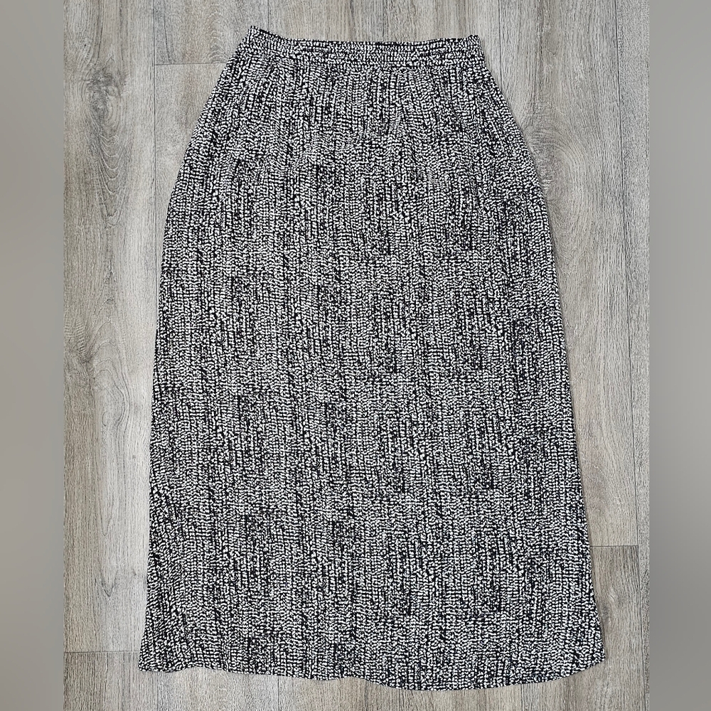 Valette Black & White Skirt *NWT* - Picture 3 of 4